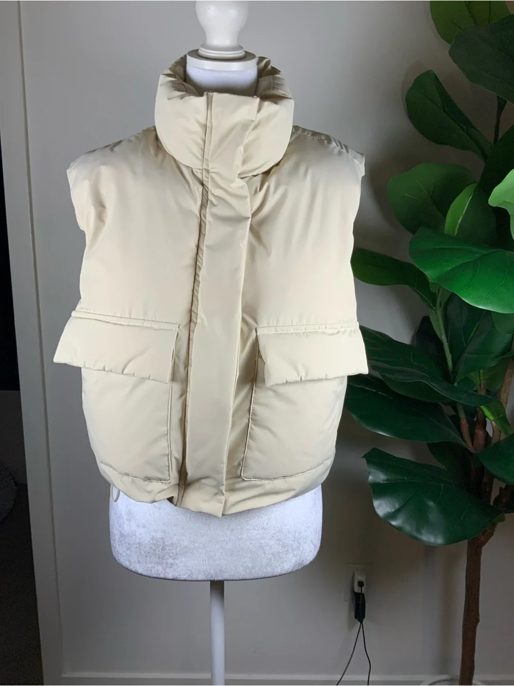 Cisono Ivory Quilted Puffer Vest with High Collar